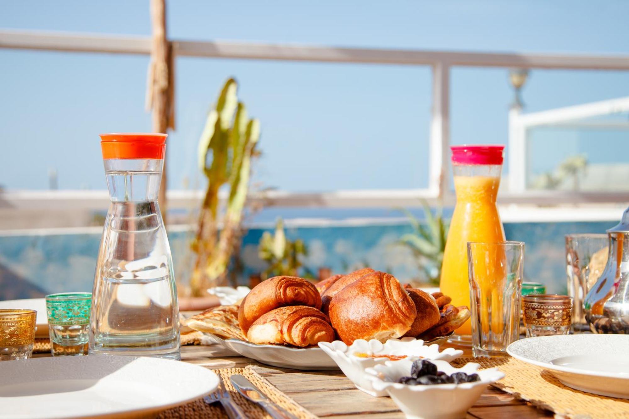 Hola Surf Morocco Aparthotel Tamraght Exterior foto